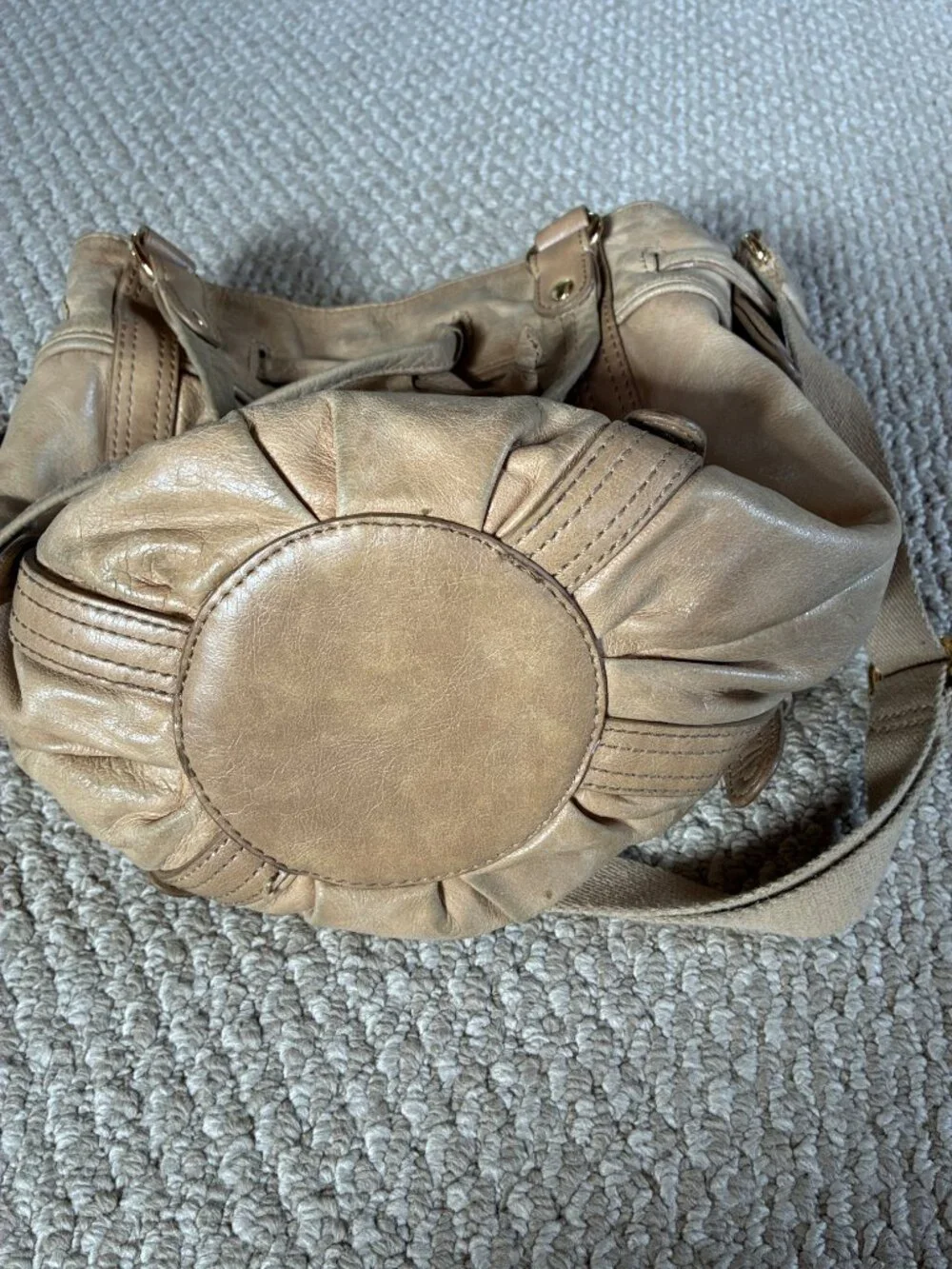 Sak Tan Leather Drawstring Bucket Bag Handbag Hobo Moto